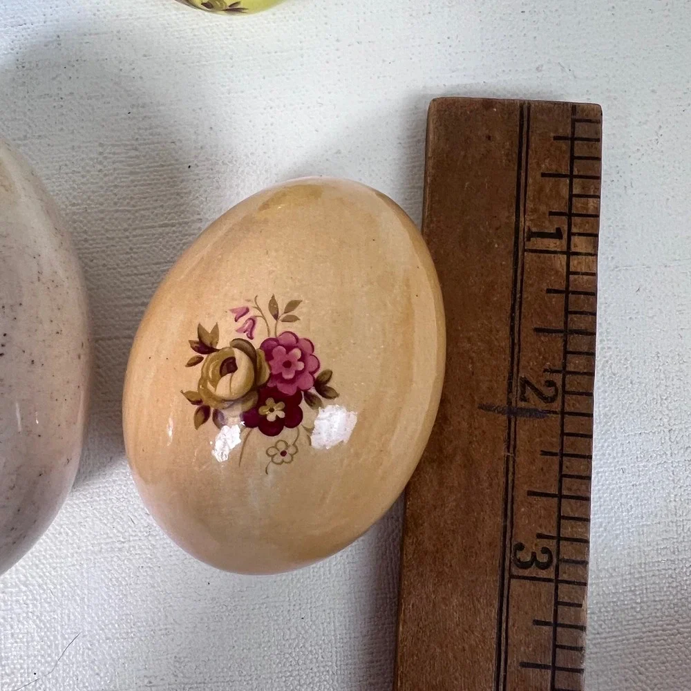 7 Vintage Easter Eggs Religious Bunny Floral‎ Hand Painted Ceramic Decor